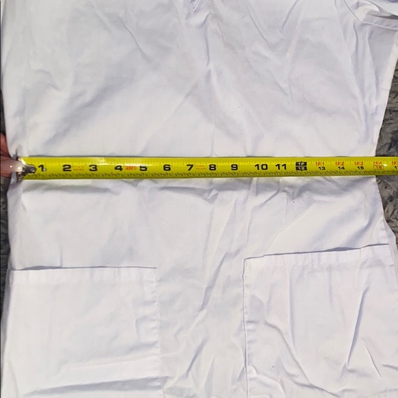 Scrub top - Picture 2 of 3